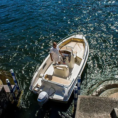 Sleeps 17 With Pool Air Con And Wifi Villa Moltrasio