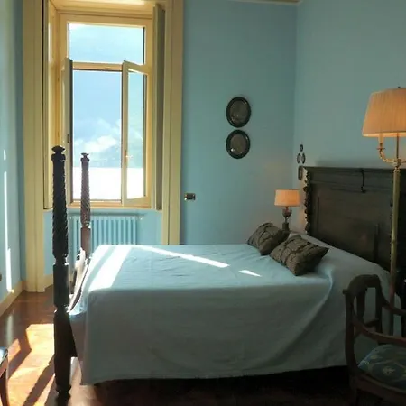 Sleeps 17 With Pool Air Con And Wifi Βίλα Moltrasio